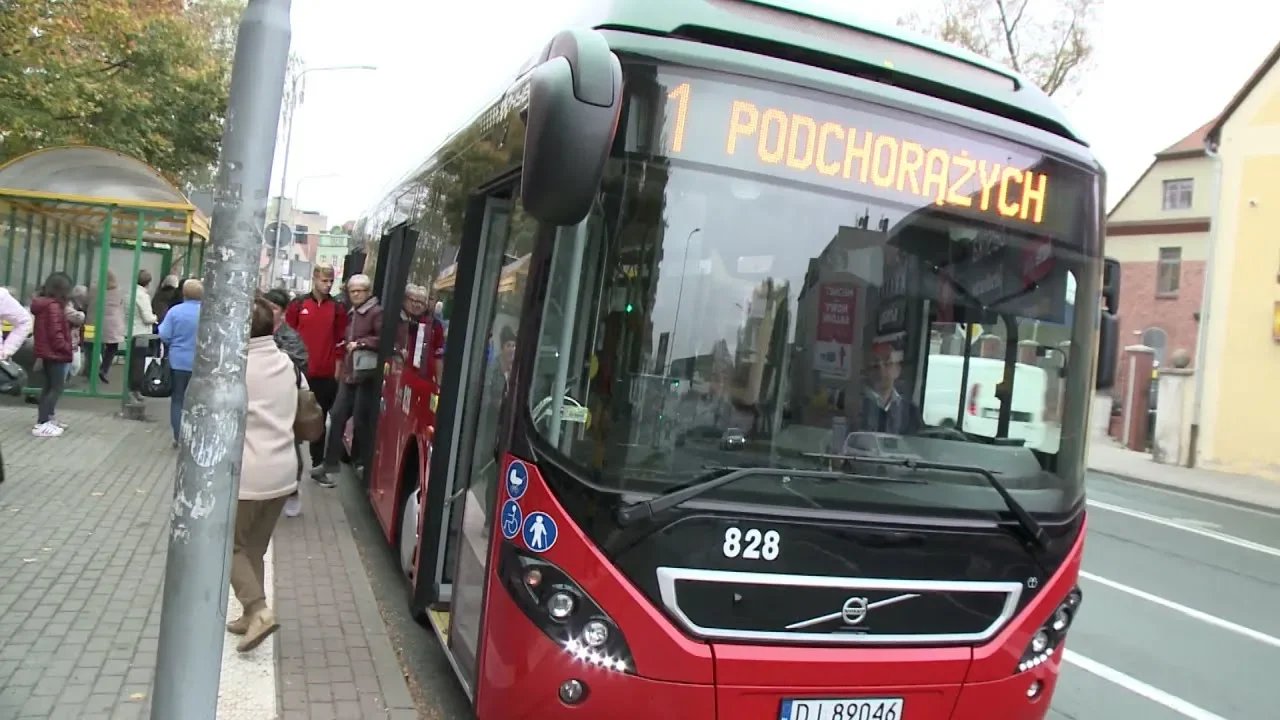 dla-kogo-bezpatna-komunikacja-miejska-79987