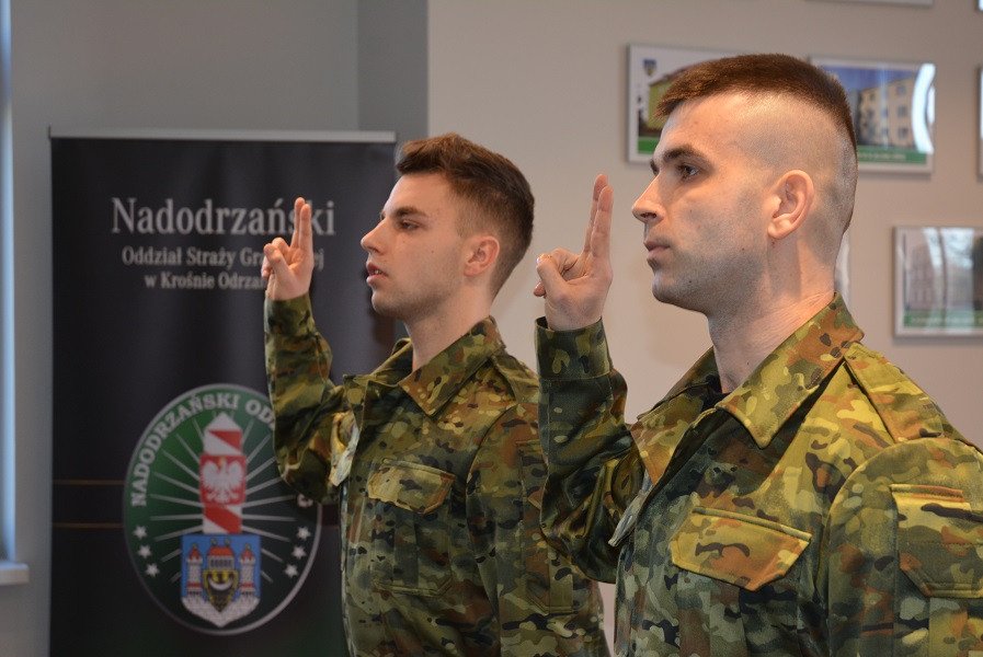 nowi-straznicy-sg-takze-w-jeleniej-gorze-80016
