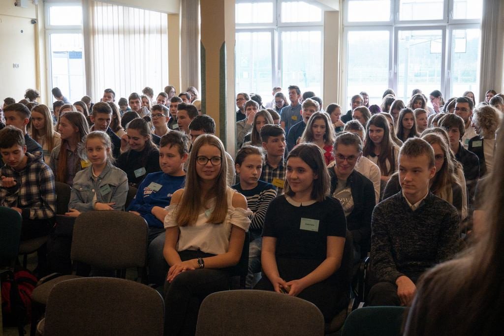 wykazali-sie-znajomoscia-jezykow-80110