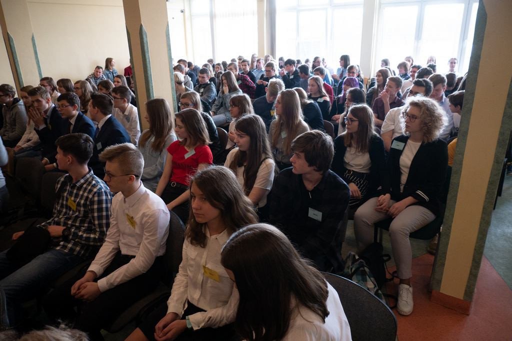 wykazali-sie-znajomoscia-jezykow-80110