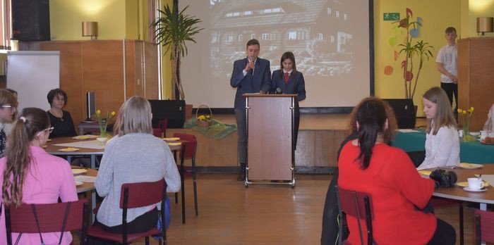 zmagali-sie-z-poezja-tadeusza-rozewicza-80232