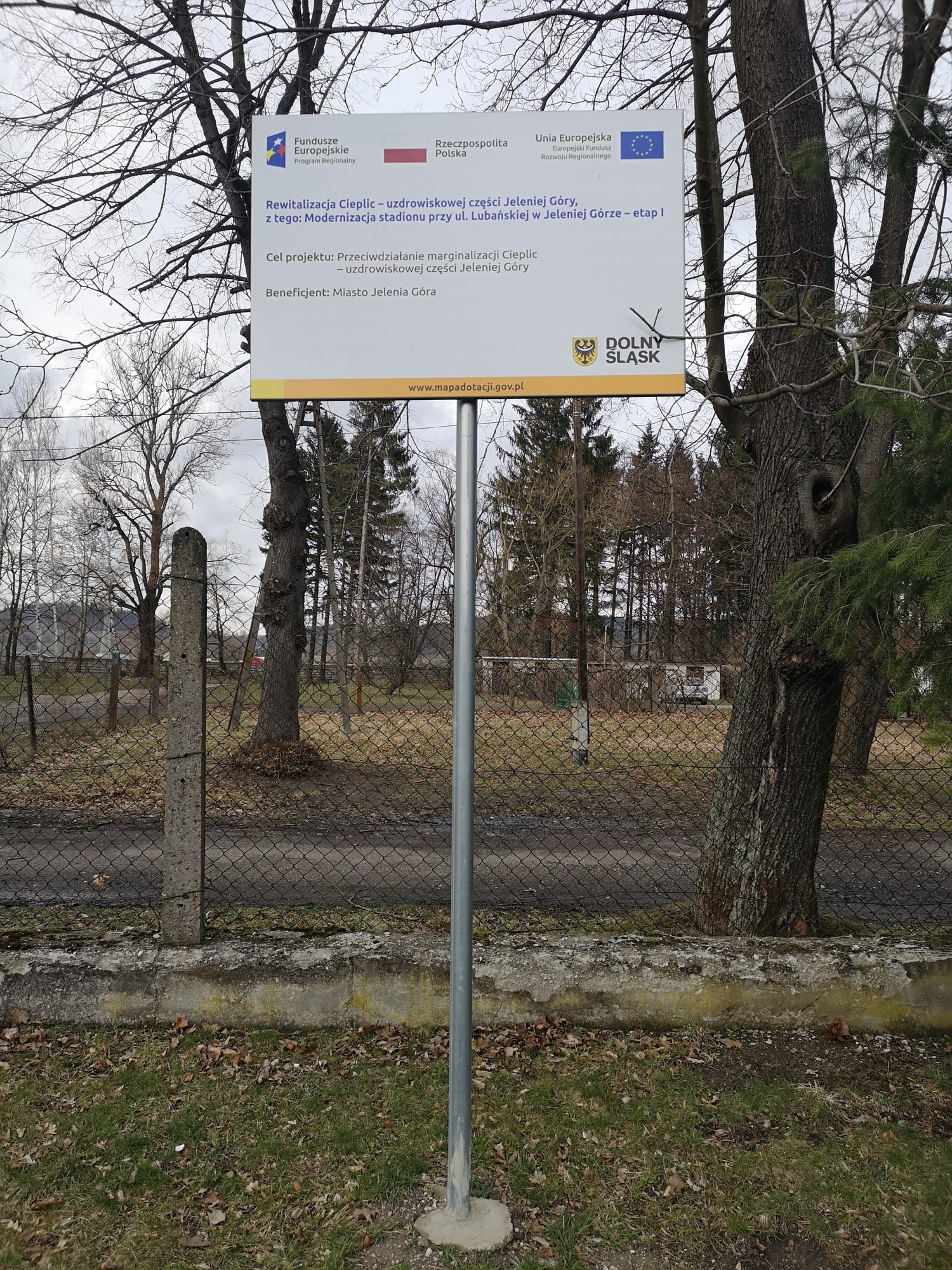 rusza-remont-stadionu-przy-ulicy-lubanskiej-80260