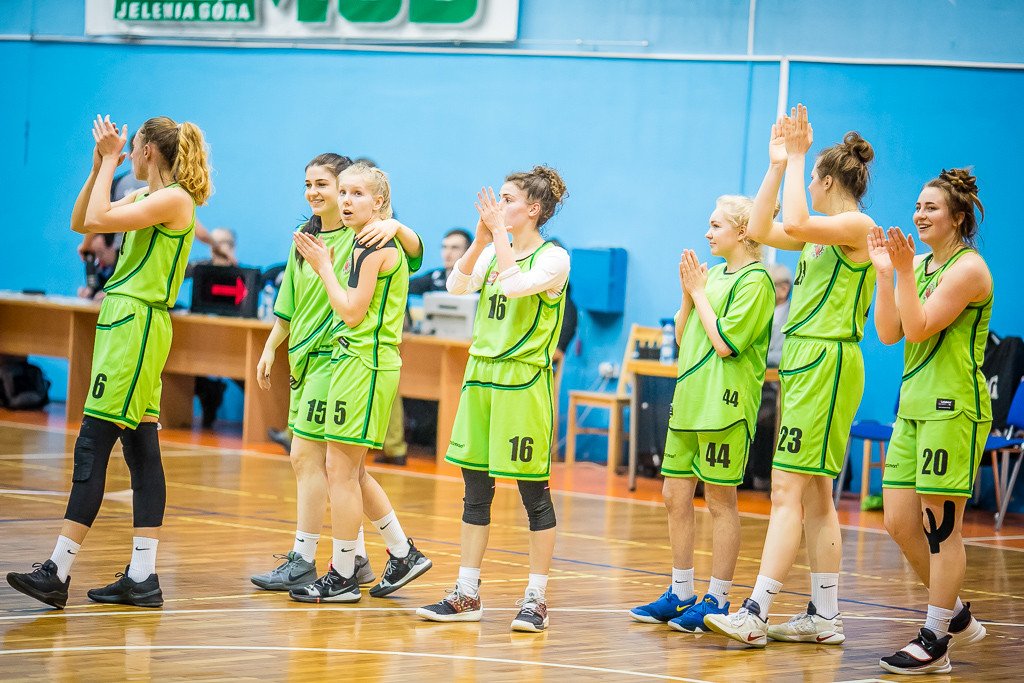 pierwsza-liga-zostaje-w-jeleniej-gorze-80408