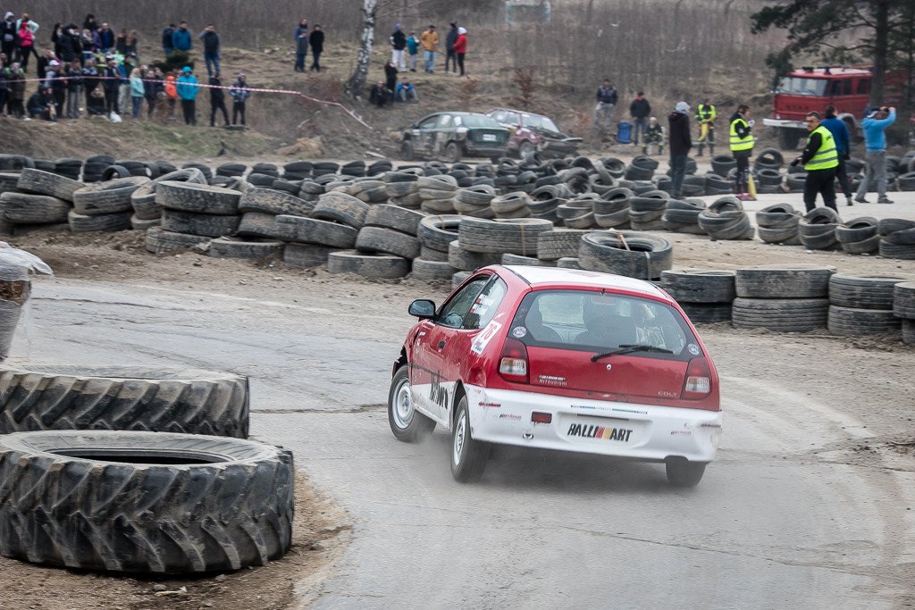 wyscigi-wrakow-nadal-bardzo-popularne-80411