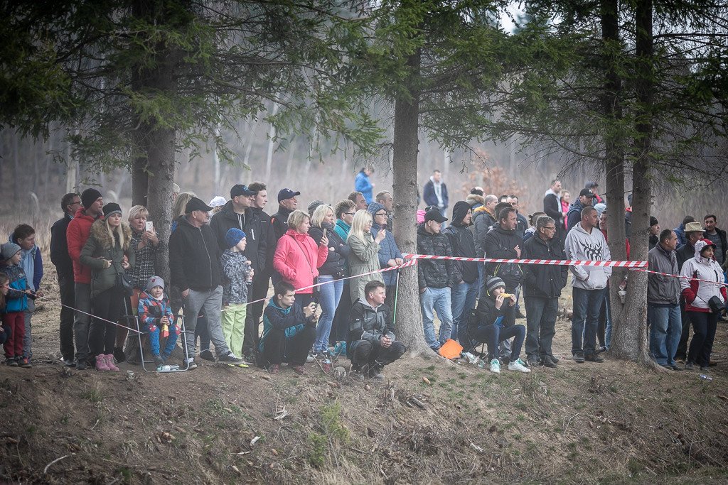 wyscigi-wrakow-nadal-bardzo-popularne-80411