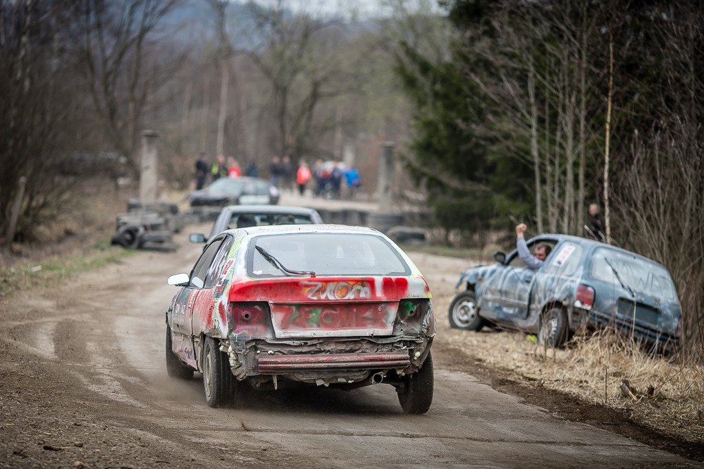 wyscigi-wrakow-nadal-bardzo-popularne-80411