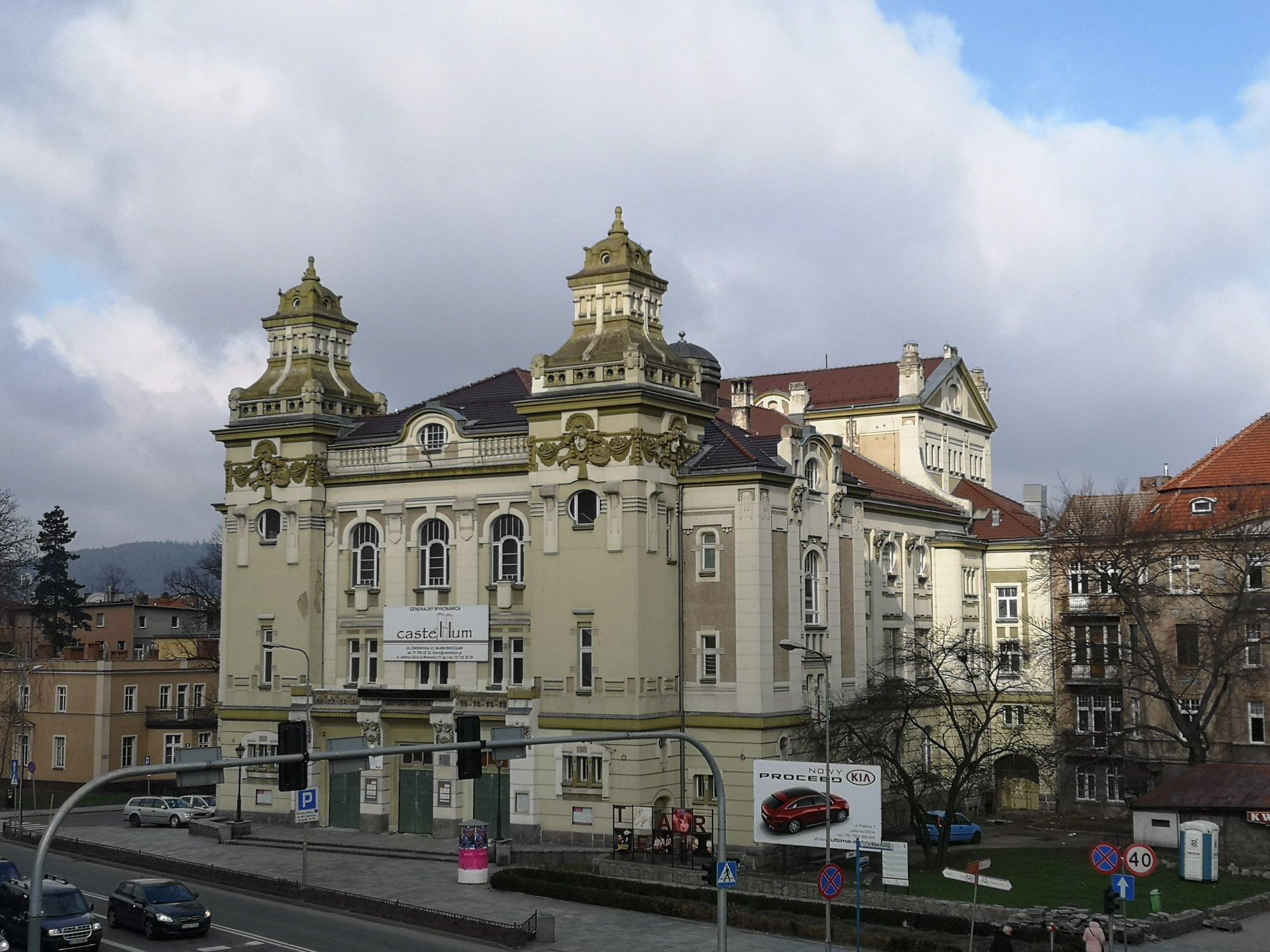 do-remontu-teatru-norwida-trzeba-sporo-dopacic-80485
