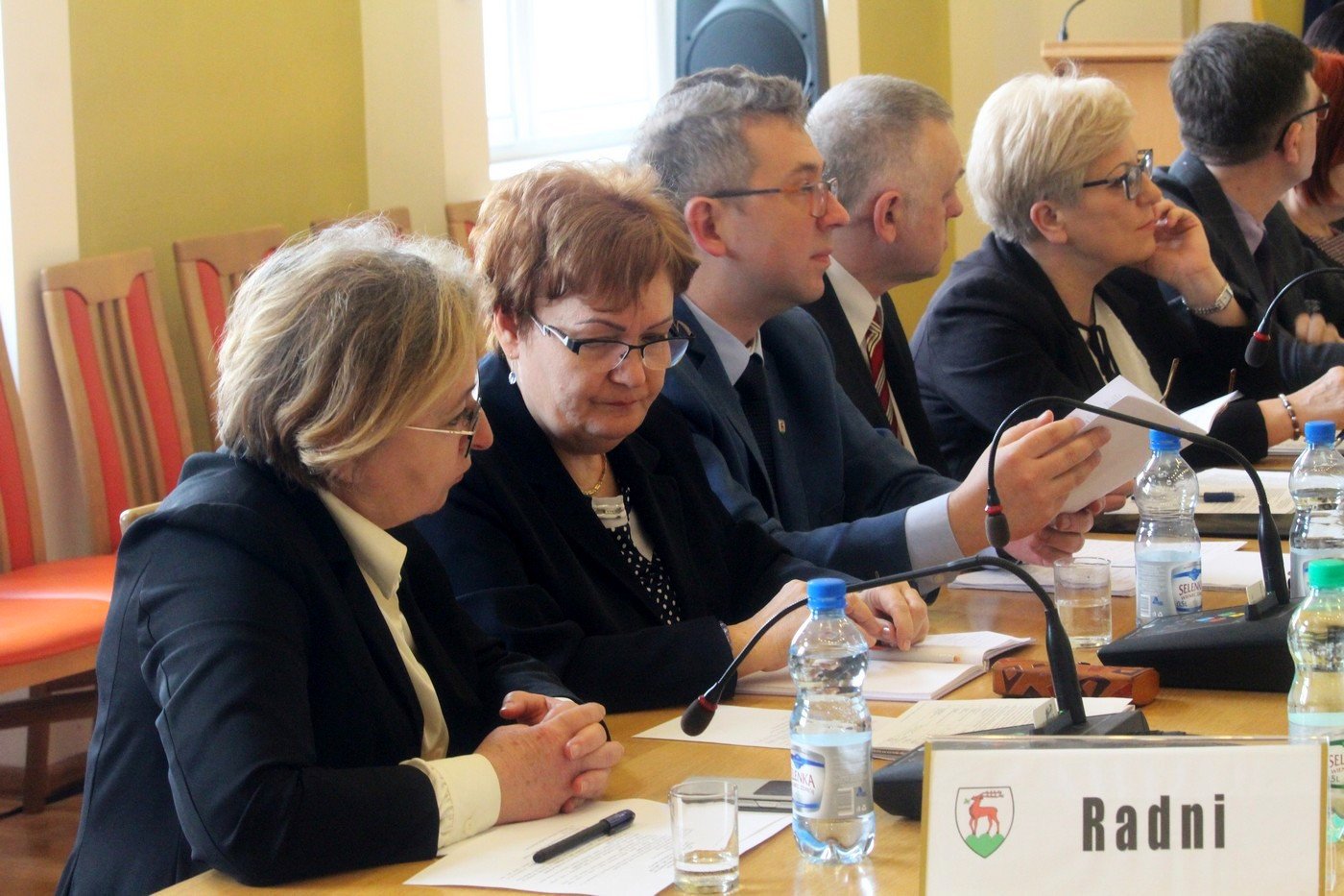 po-wielu-probach-statut-miasta-przyjety-80487