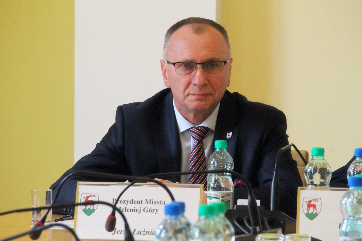 po-wielu-probach-statut-miasta-przyjety-80487