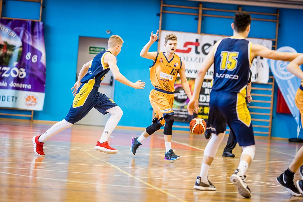 faworyt-pokaza-klase-sudety-walcza-dalej-80528