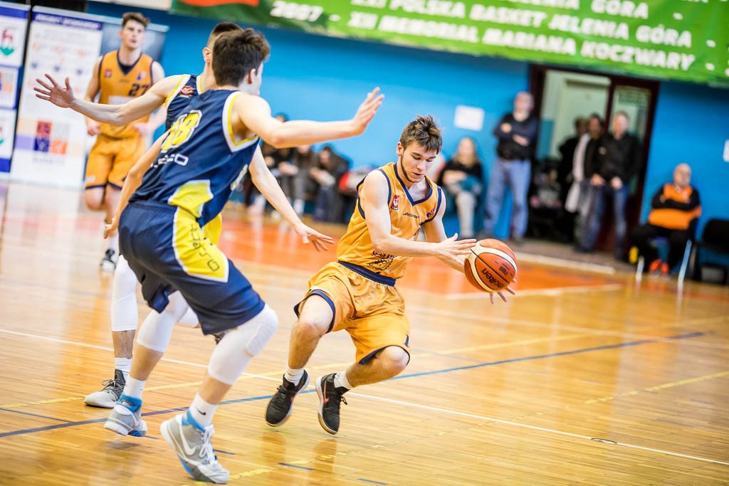 faworyt-pokaza-klase-sudety-walcza-dalej-80528