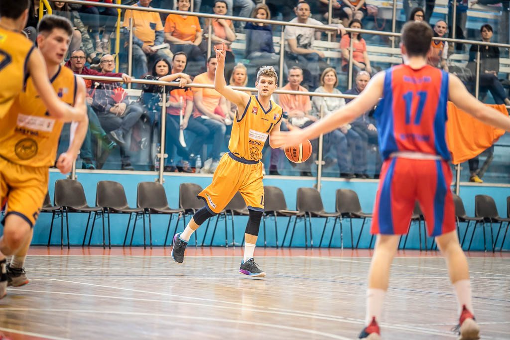 juniorzy-jeszcze-maja-szanse-80547