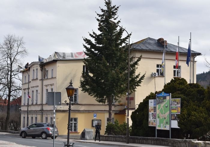 dach-magistratu-do-remontu-80584