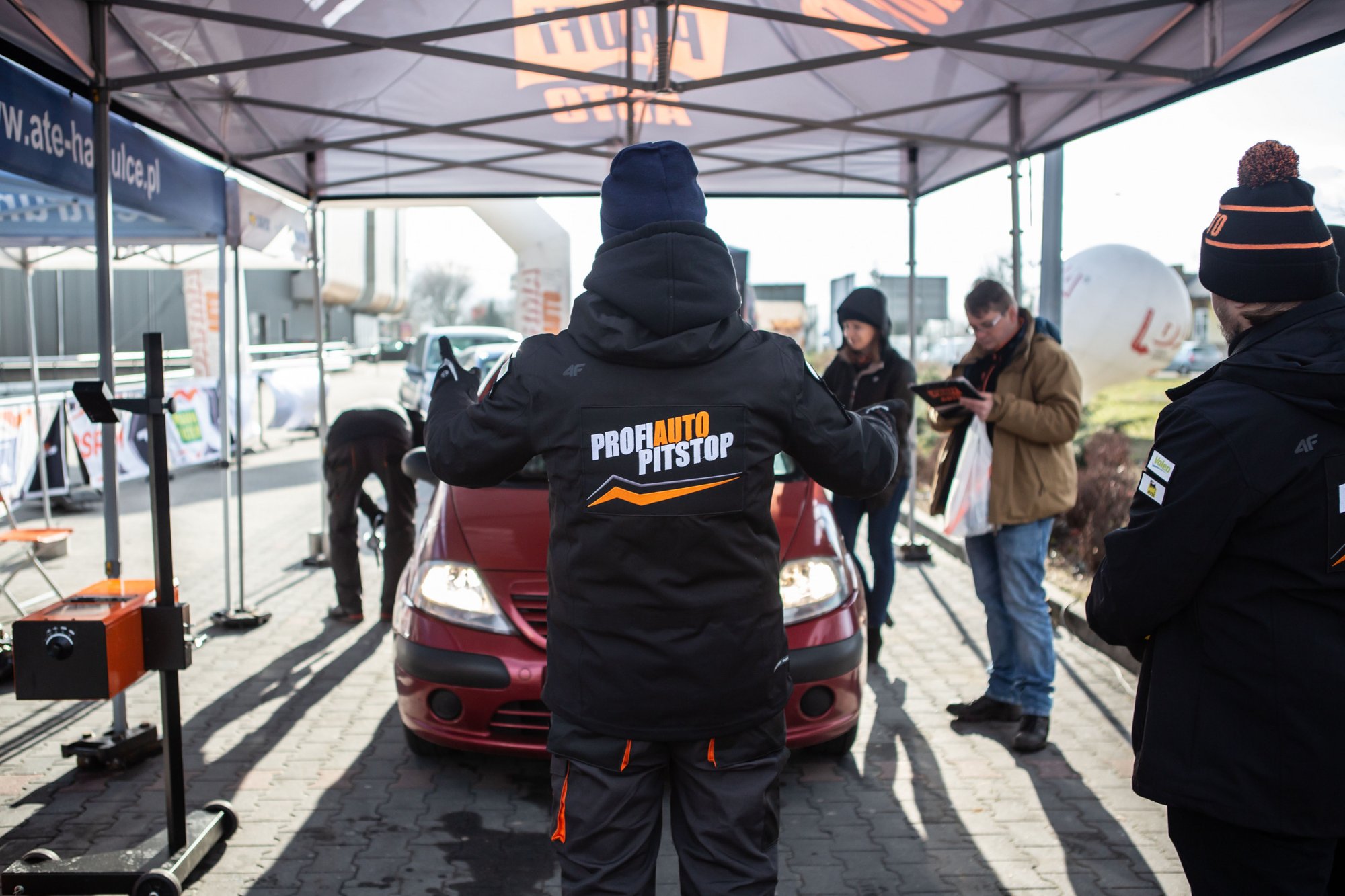 w-pitstop-za-darmo-sprawdza-stan-techniczny-samochodow-80597