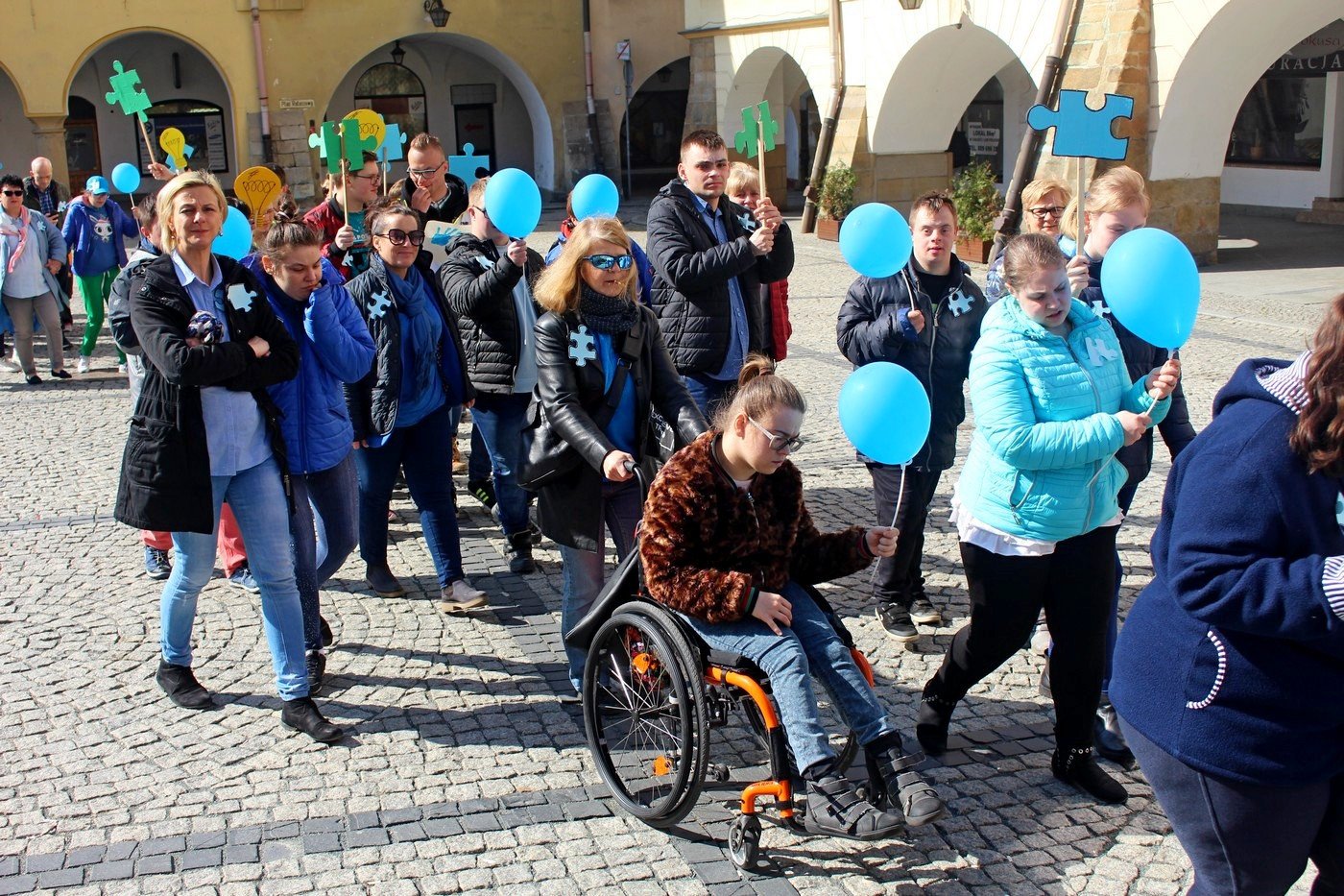 miasto-na-niebiesko-80611