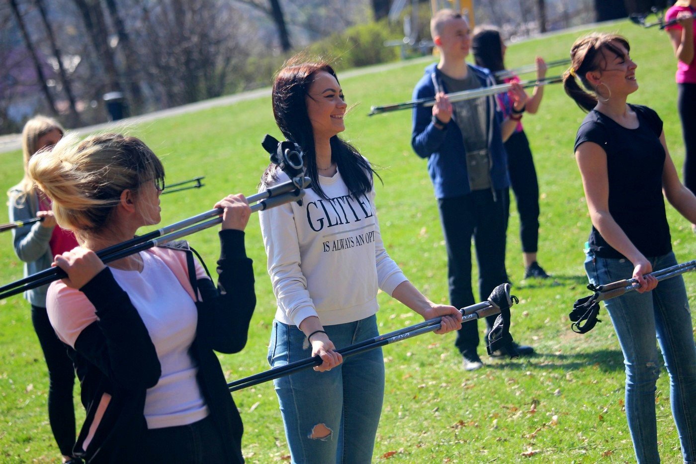 modziez-polubia-nordic-walking-80676