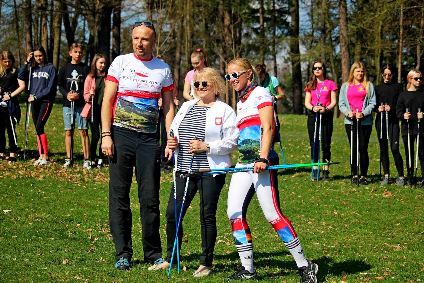 modziez-polubia-nordic-walking-80676
