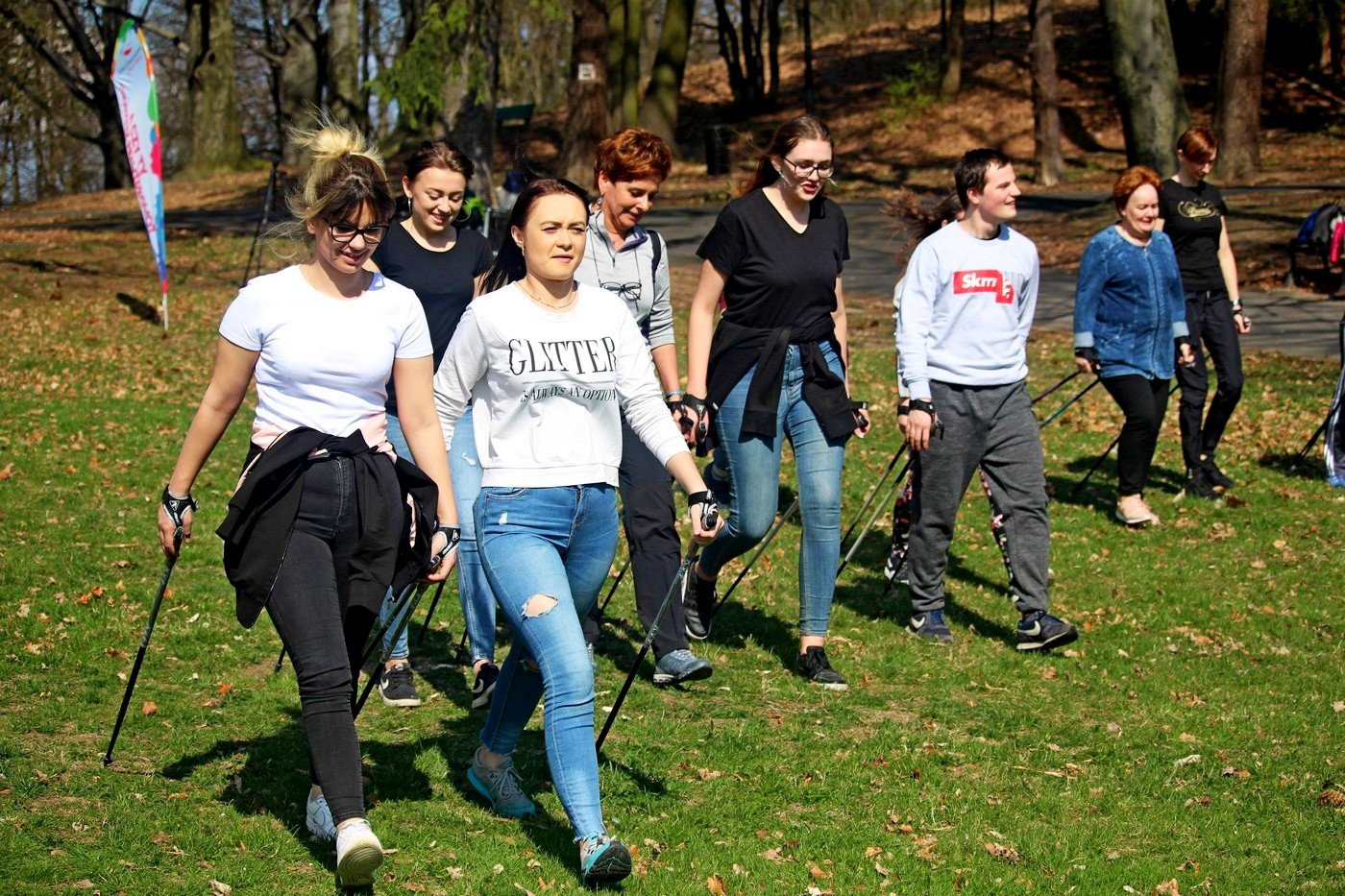 modziez-polubia-nordic-walking-80676