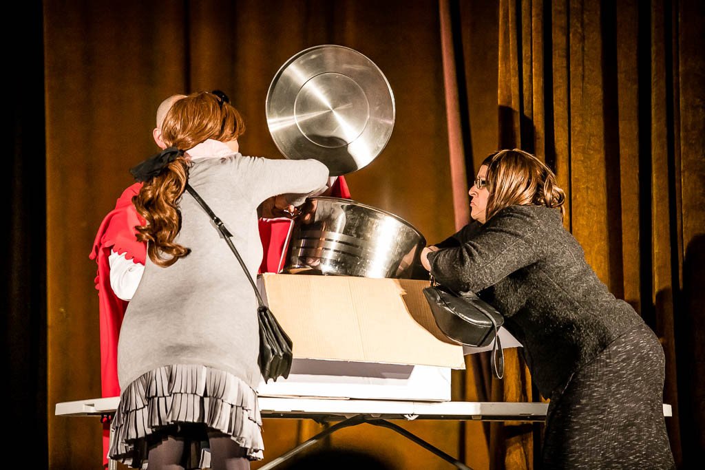 pozadanie-w-cieniu-pokrywki-teatru-55-80730