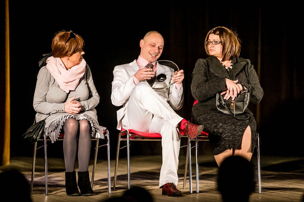 pozadanie-w-cieniu-pokrywki-teatru-55-80730