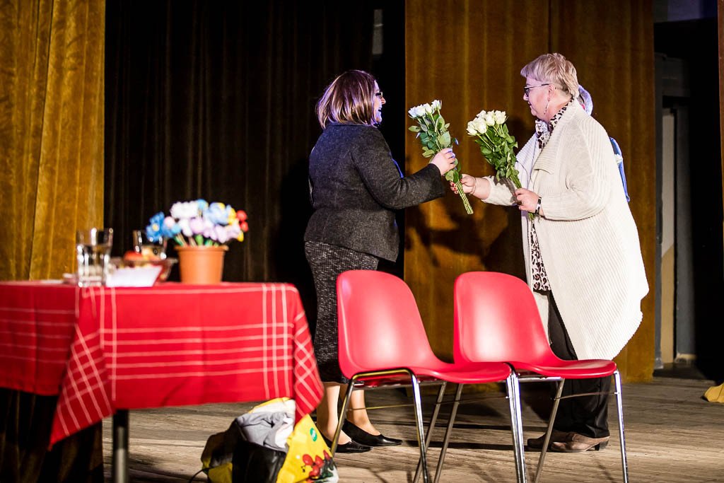 pozadanie-w-cieniu-pokrywki-teatru-55-80730