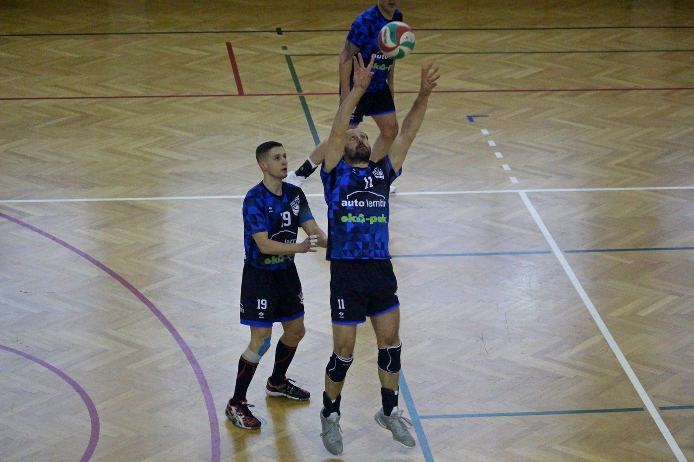milanos-pokona-lidera-80780