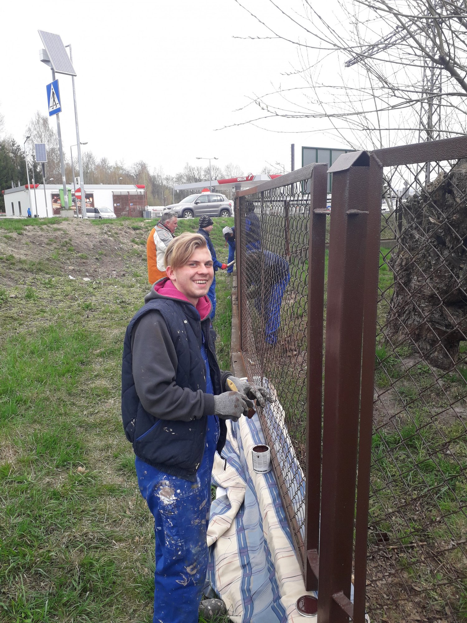 wolontariusze-z-pomoca-zwierzetom-80806