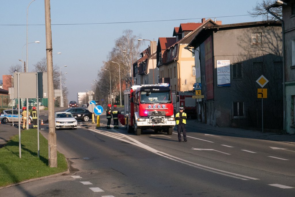 zderzenie-na-w-pola-80833