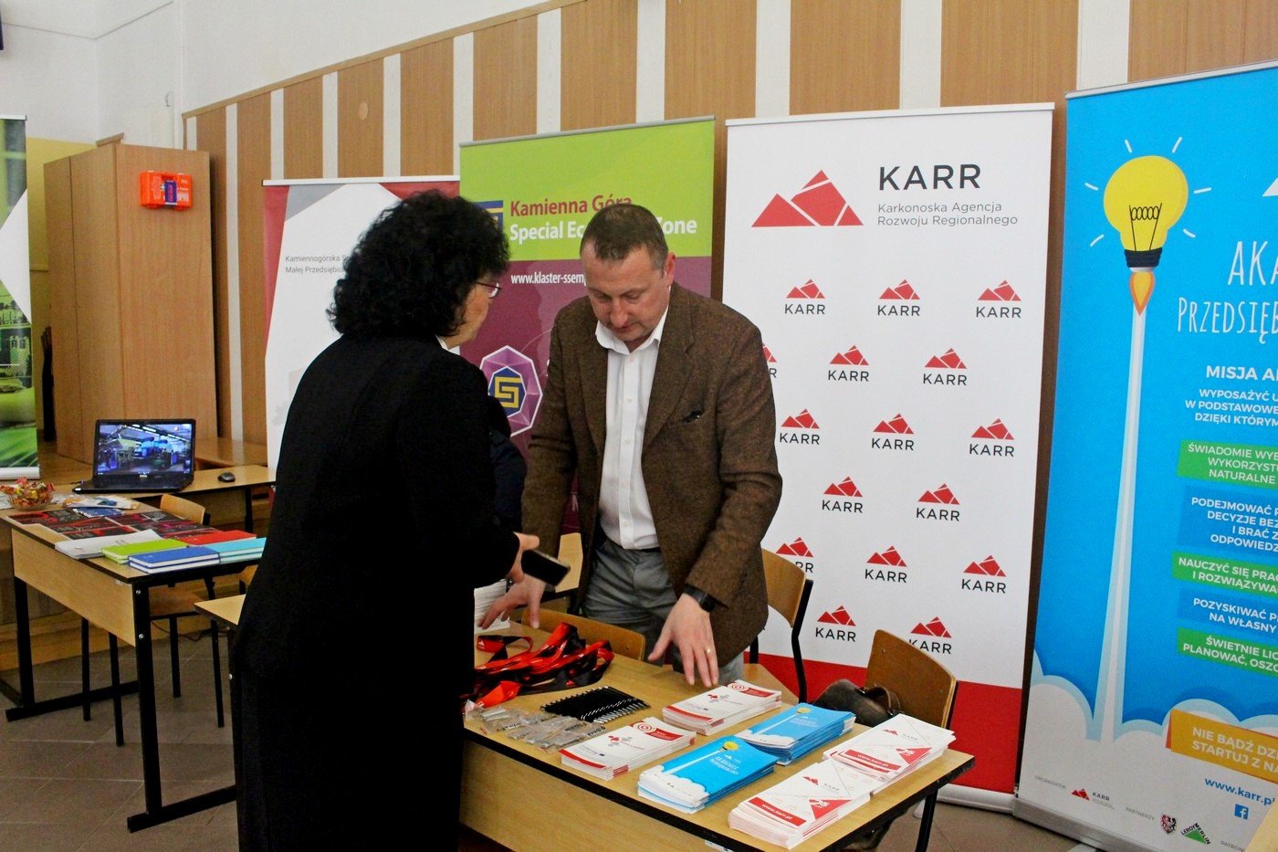 targi-pracy-u-ekonomistow-80875
