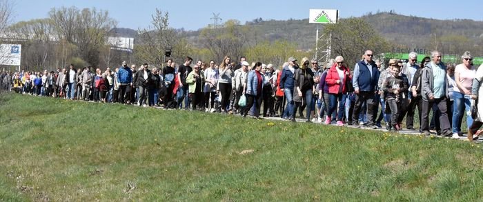 tumy-za-krzyzem-80916