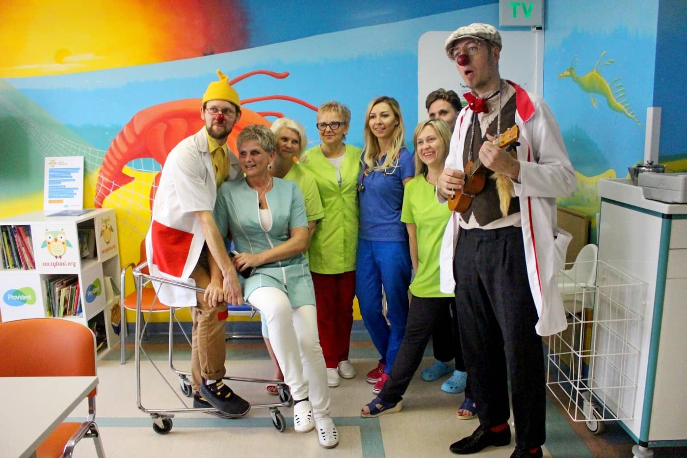 czerwone-noski-odwiedziy-jeleniogorska-pediatrie-81014