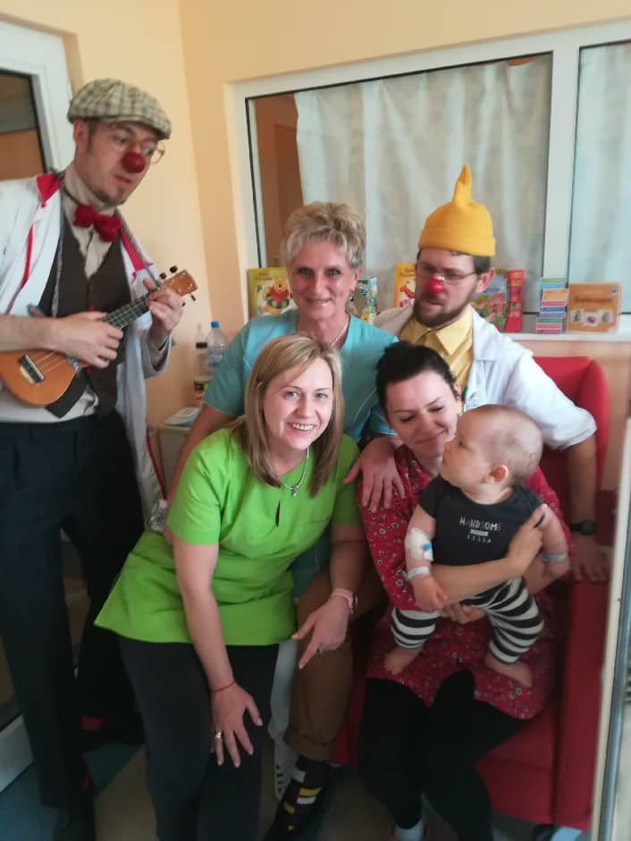 czerwone-noski-odwiedziy-jeleniogorska-pediatrie-81014