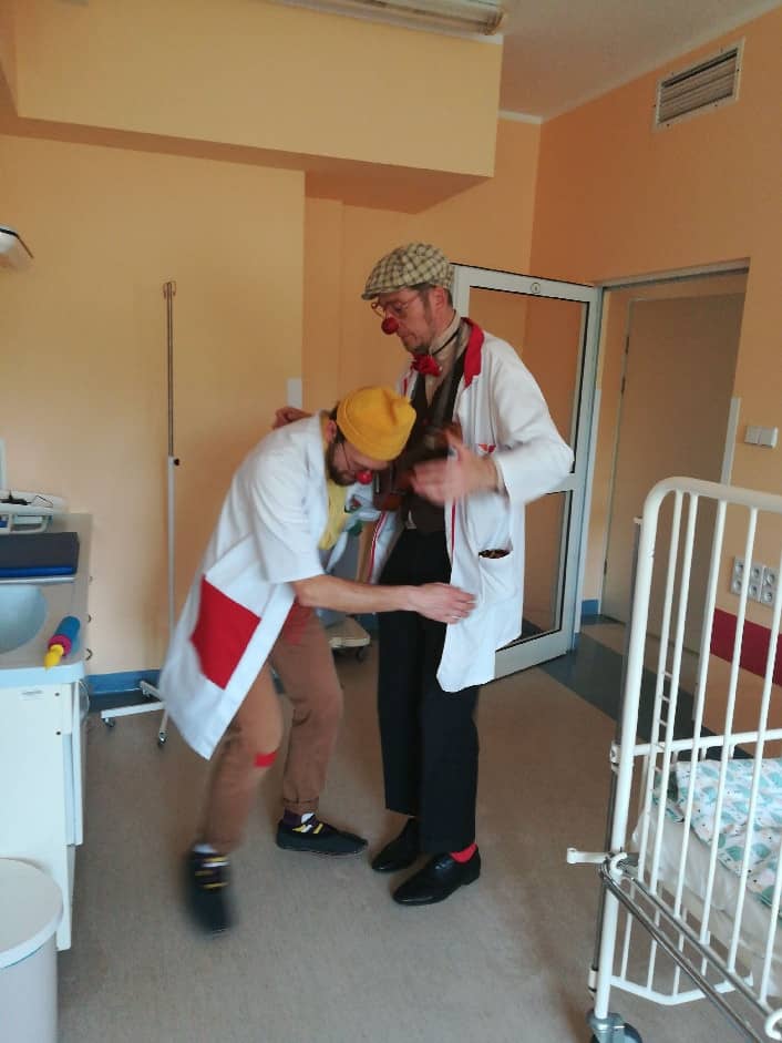 czerwone-noski-odwiedziy-jeleniogorska-pediatrie-81014