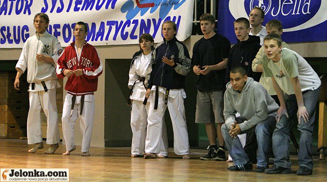 medale-jeleniogorzan-w-karate-8110