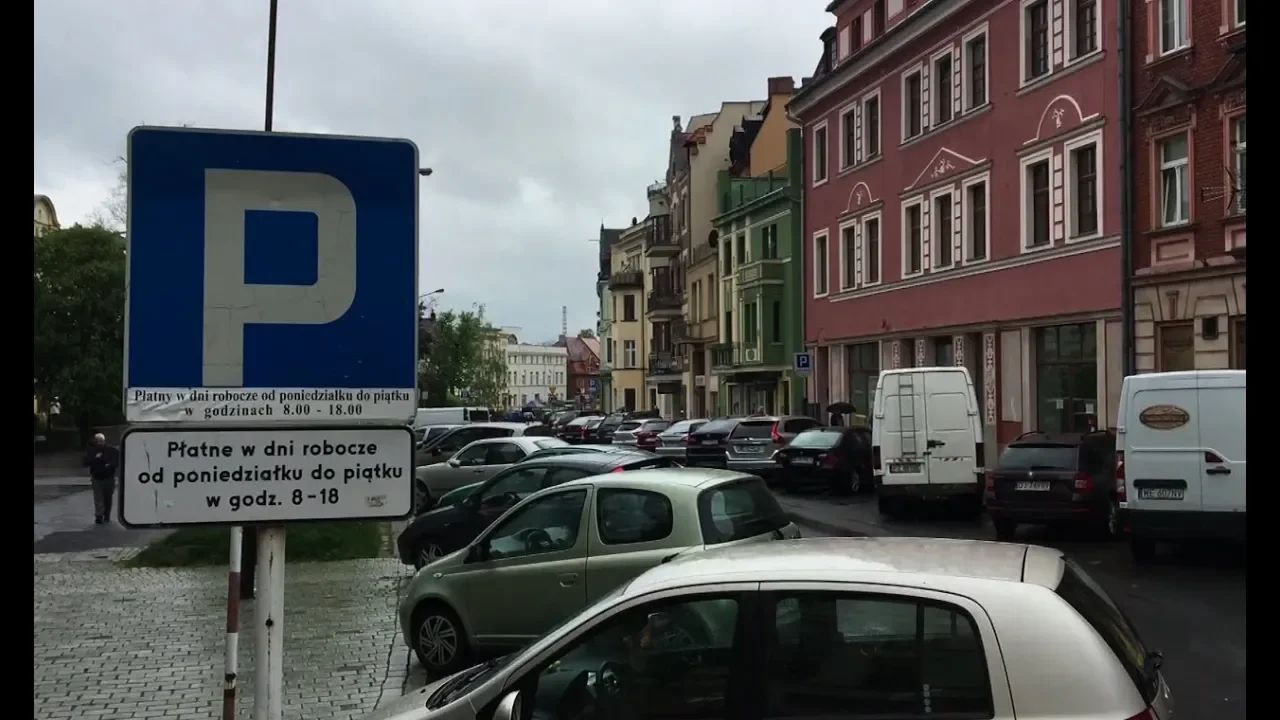 kto-bedzie-zarzadza-strefa-patnego-parkowania-81281