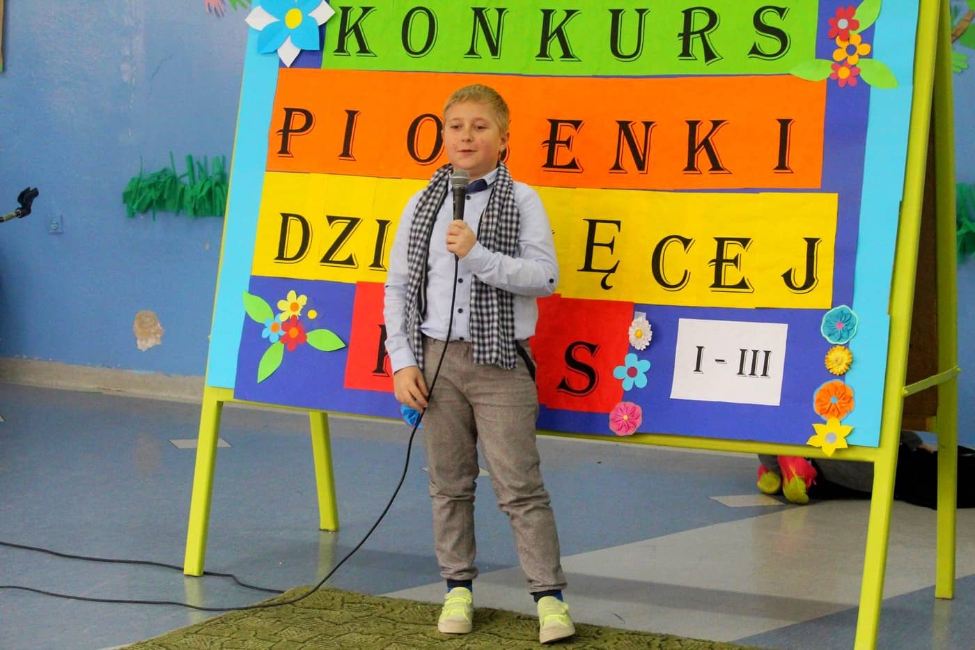 szkolny-konkurs-piosenki-81329