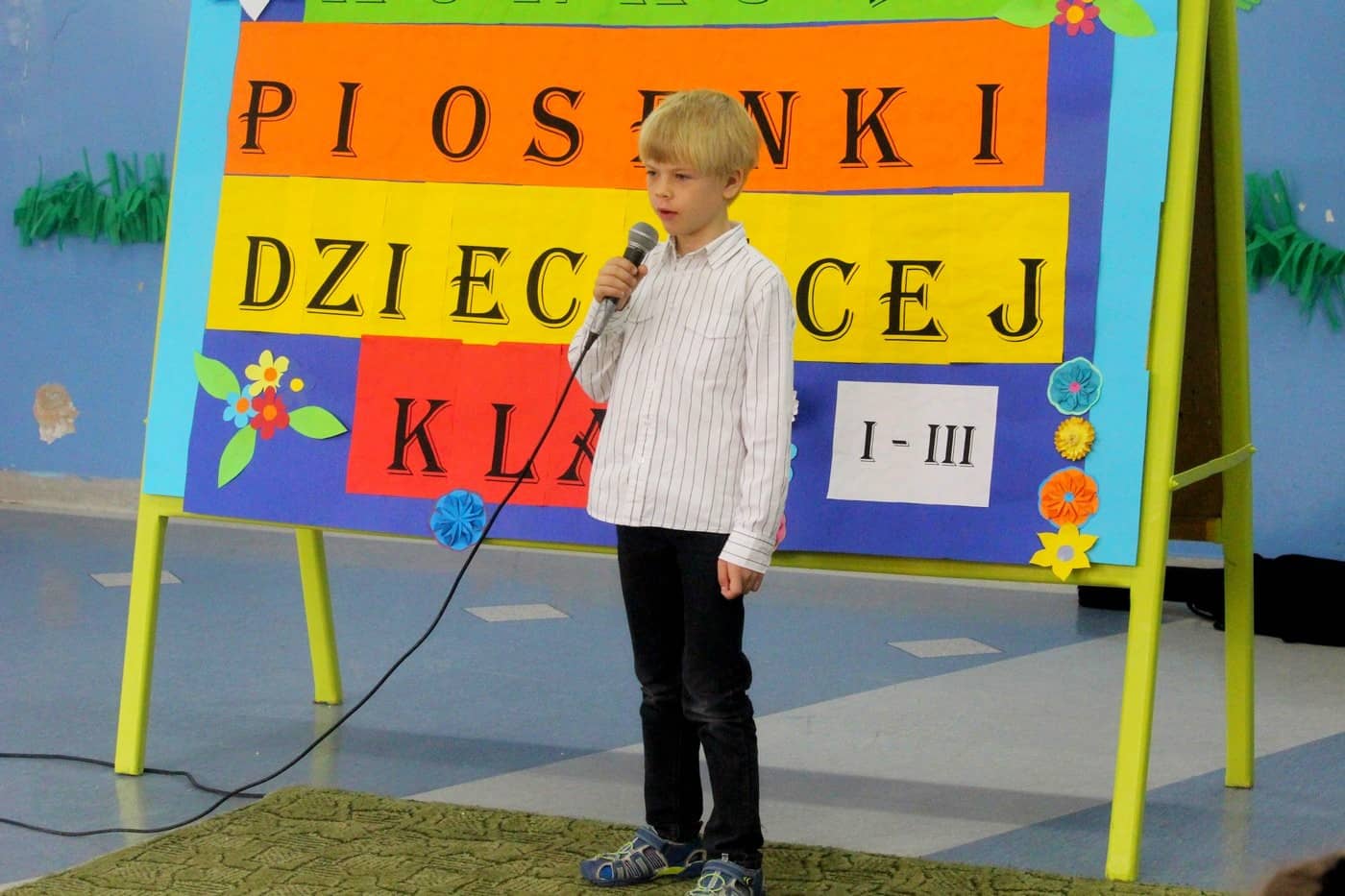 szkolny-konkurs-piosenki-81329