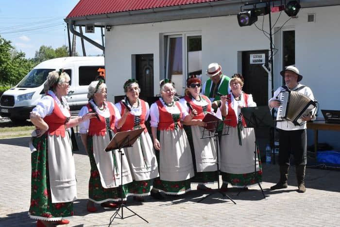 soneczny-festyn-w-jezowie-sudeckim-81373