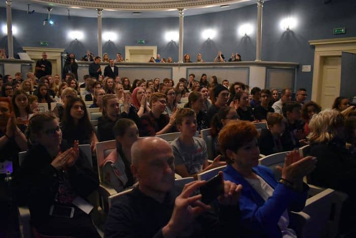 fina-teatrrraek-2019-81374