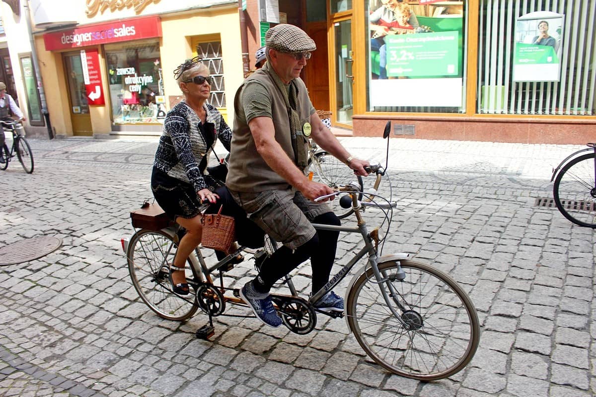 rowerowa-zabawa-w-stylu-retro-81524
