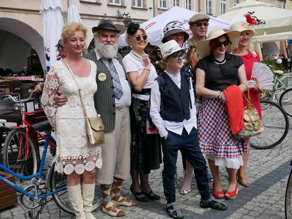 rowerowa-zabawa-w-stylu-retro-81524
