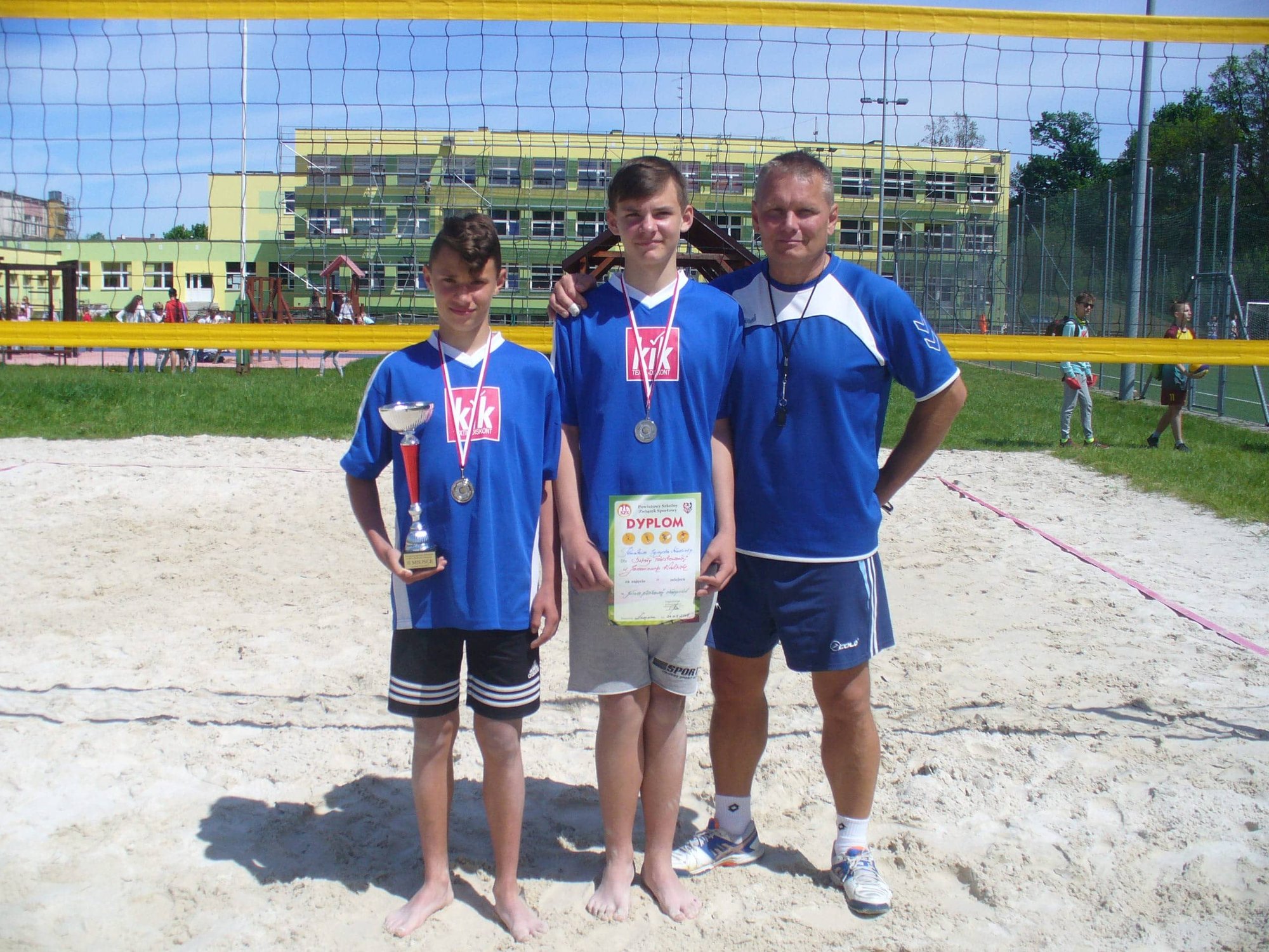 janowickie-siatkarki-najlepsze-w-powiecie-81539