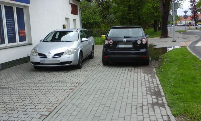 niszcza-chodnik-81582