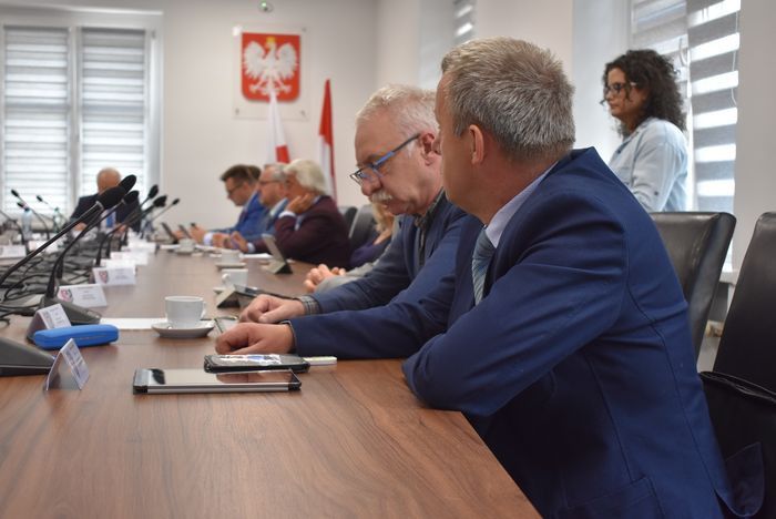 gratulacje-dla-przewodniczacego-81617