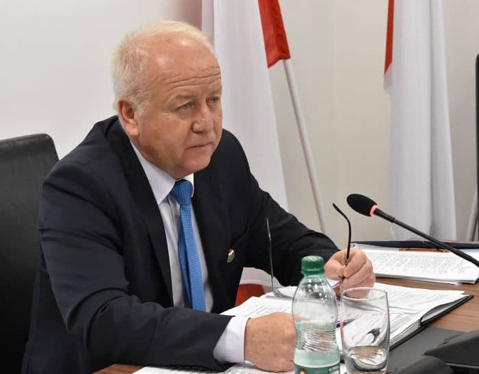 gratulacje-dla-przewodniczacego-81617