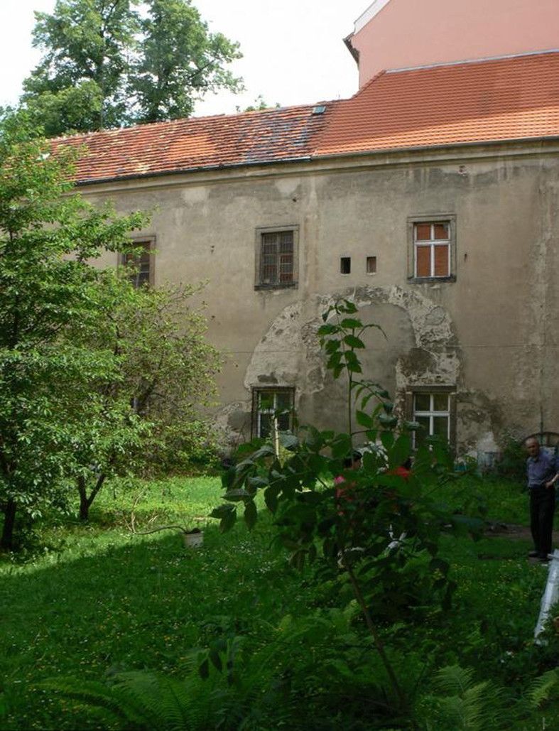 Teren dawnego wirydarza (2010 rok)