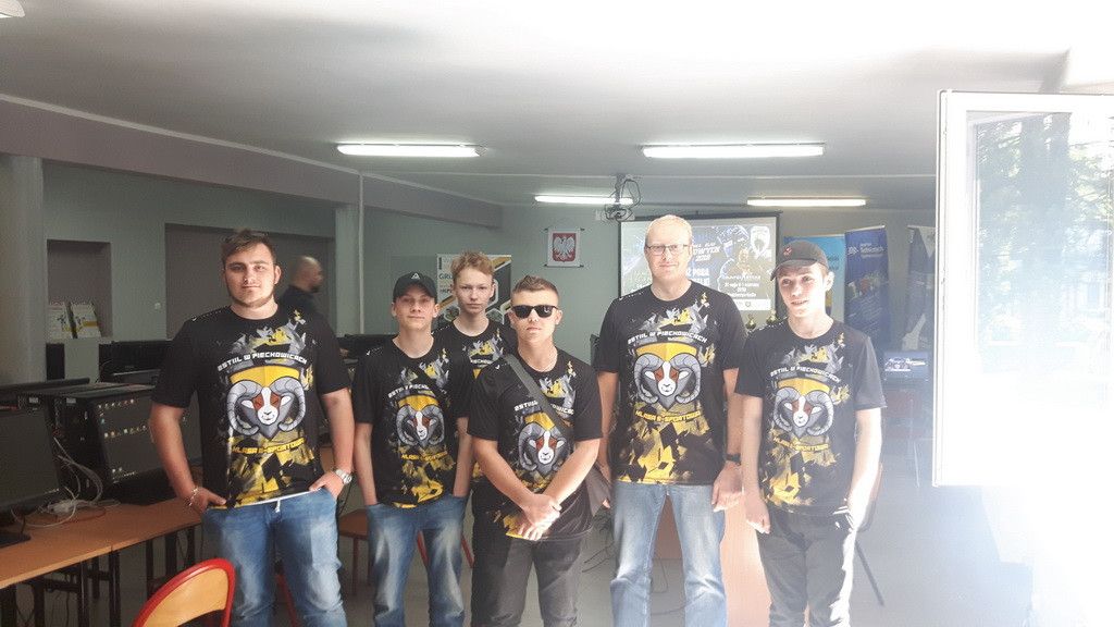uczniowie-z-piechowic-staneli-na-podium-81650