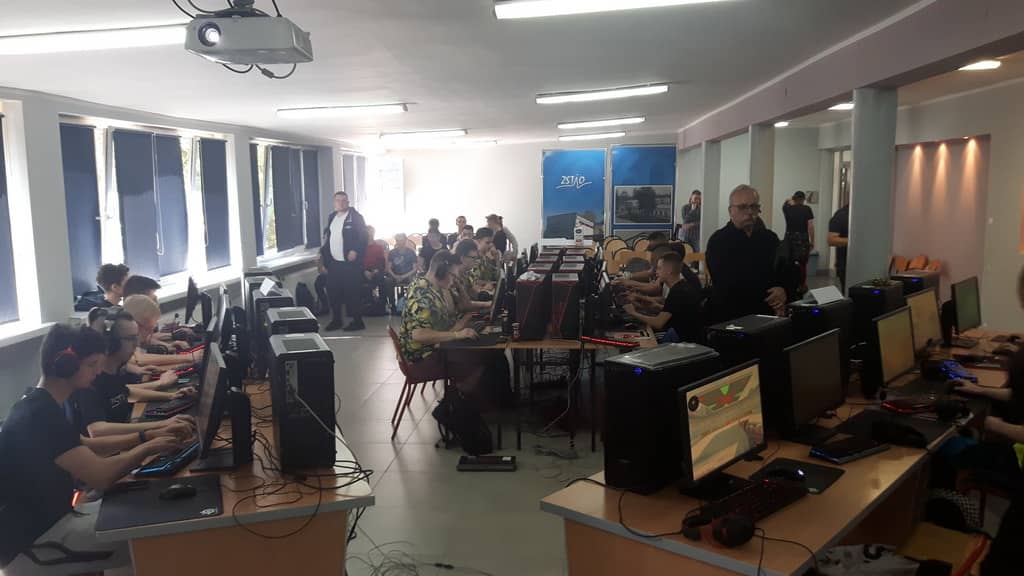 uczniowie-z-piechowic-staneli-na-podium-81650