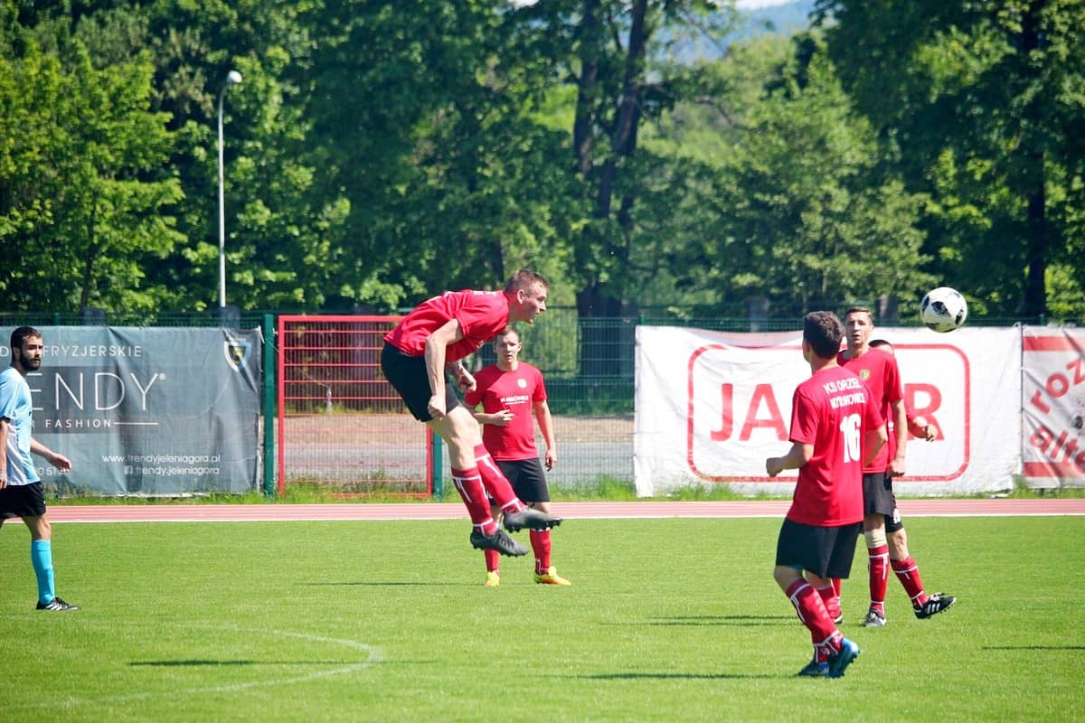 pub-gol-blizej-utrzymania-81654
