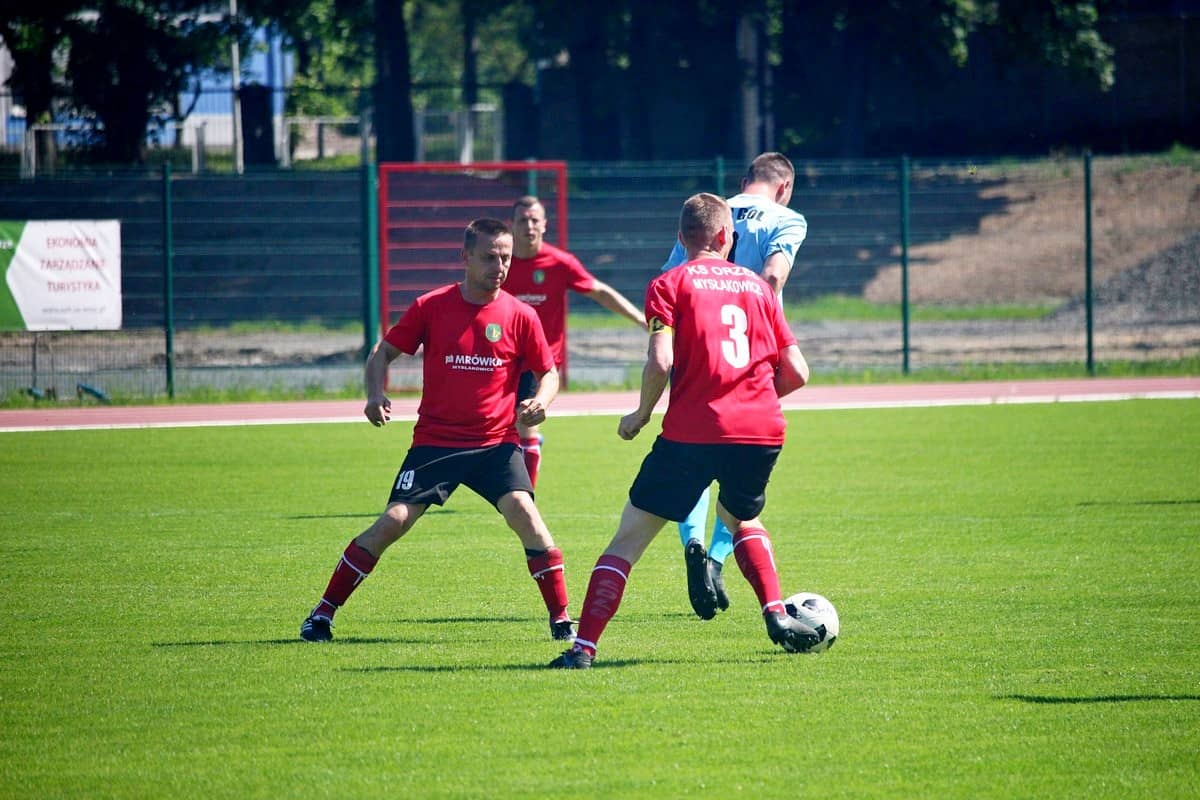 pub-gol-blizej-utrzymania-81654